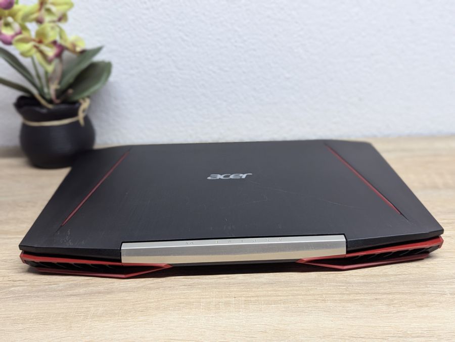 Ноутбук Б/В Acer Aspire VX5-591G, Intel Core i7-7700HQ, DDR4 16 GB, SSD 512GB, GTX 1050 4Gb, 15.6" Full HD