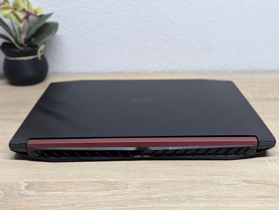 Ноутбук Б/В Acer Nitro AN515-51, Intel Core i5-7300HQ, DDR4 16 GB, SSD 256GB, NVIDIA GeForce GTX 1050 2Gb, 15.6" Full HD