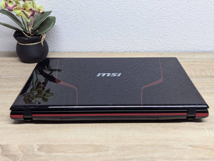 Ноутбук Б/В MSI GE70 MS-1757, Intel Core i7-4700MQ, DDR3 16 GB, SSD 256GB, NVIDIA GeForce GTX 765M 2Gb, Full HD