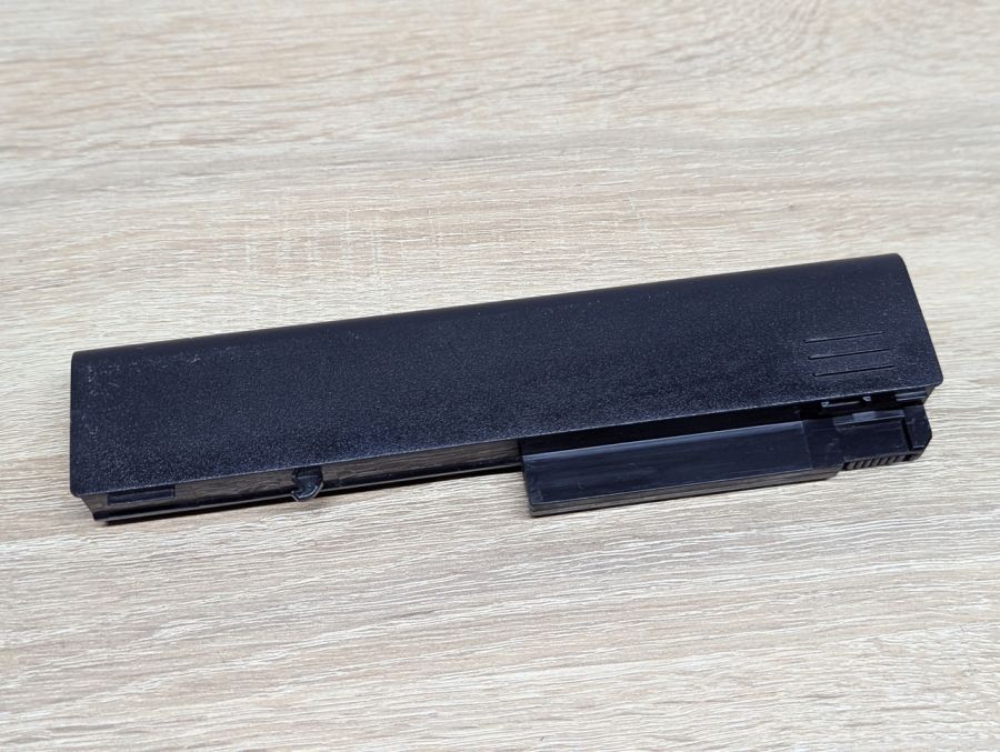 Б/В Оригінальна акумуляторна батарея HP DT06,HSTNN-DB28 [ProductHub SKU DT06]