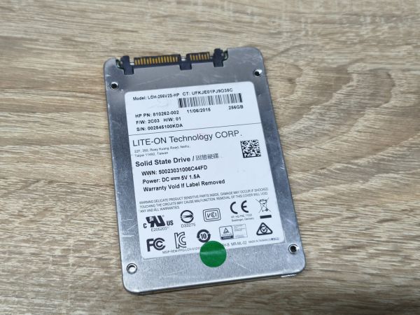 Б/В SSD Lite-On Technology LCH-256V2S 256Gb 2.5" Життя 98%