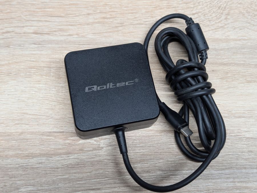 Б/В Блок живлення Qoltec 50135 65W USB Type-C