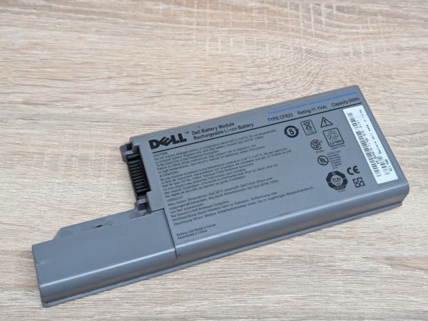 Б/В Акумуляторна батарея Dell CF623