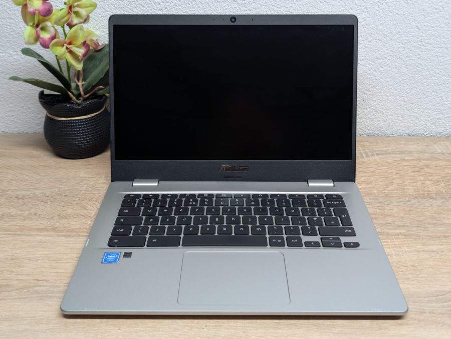 Б/В Ноутбук Asus Chrombook C423NA
