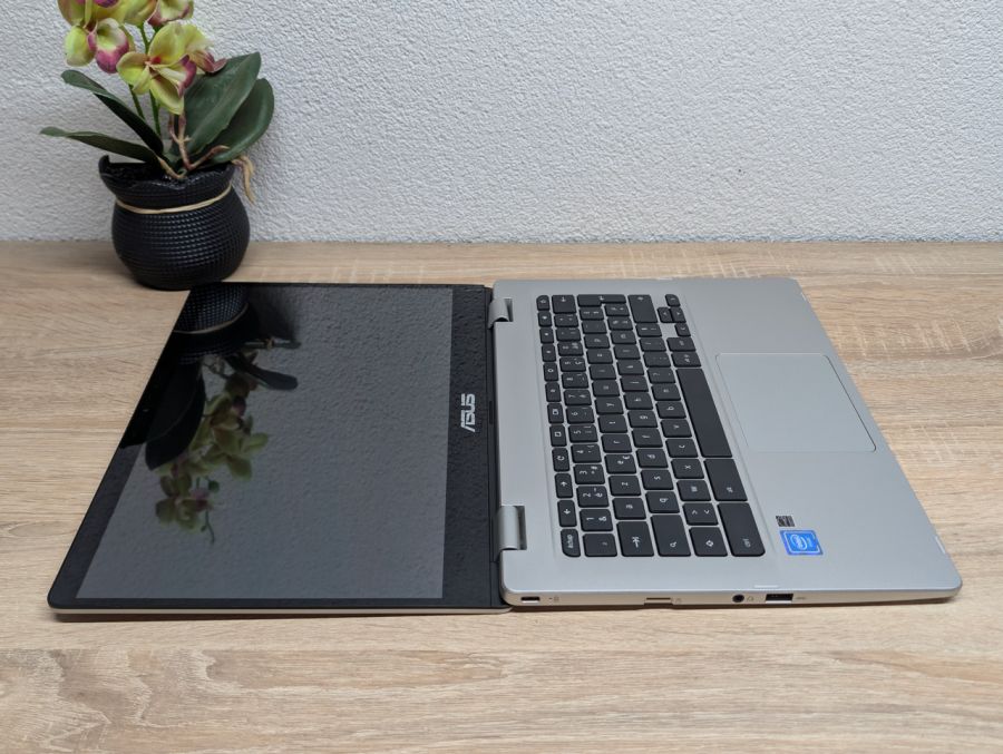 Б/В Ноутбук Asus Chrombook C423NA-EC0710