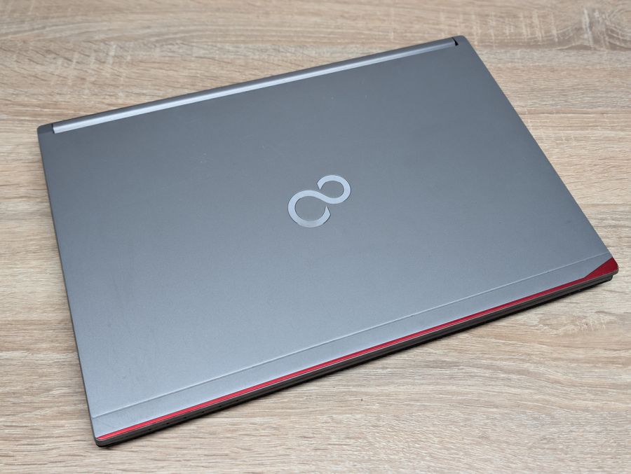Ноутбук Б/В Fujitsu E746: 14 Full Hd Intel Core i5-6200U 8 GB DDR4 250Gb SSD