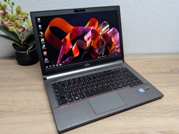 Ноутбук Б/В Fujitsu E746: 14 Full Hd Intel Core i5-6200U 8 GB DDR4 250Gb SSD