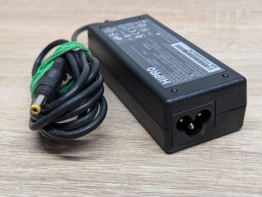 Б/В Блок живлення Hipro 65W 18.5V 3.5A 4.8x1.7мм
