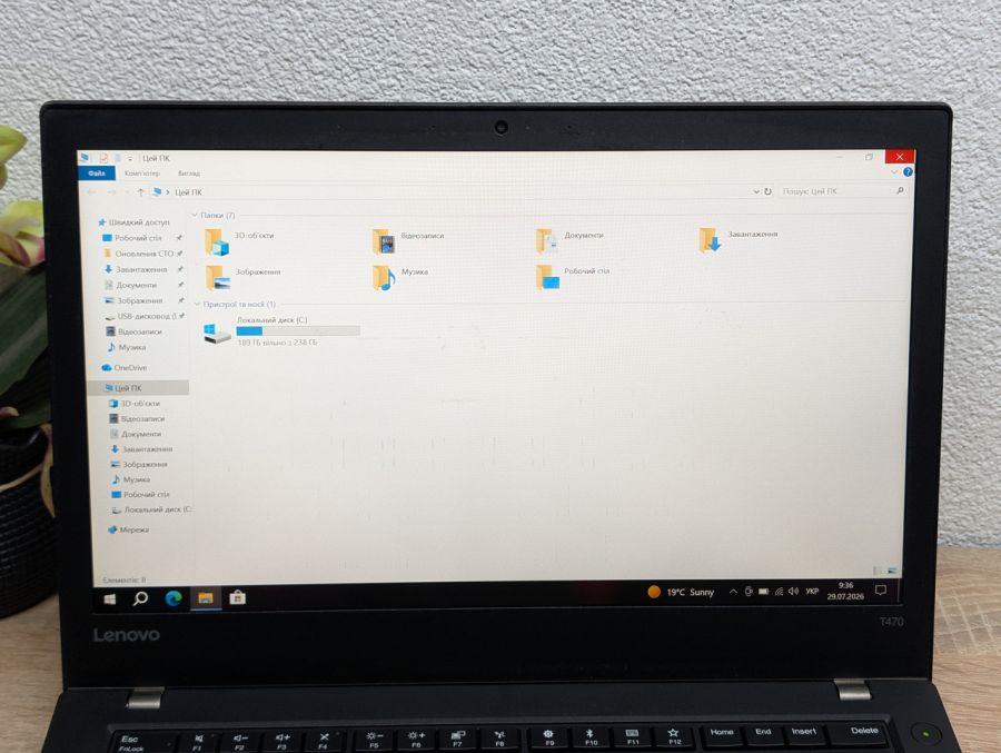 Ноутбук Б/В Lenovo ThinkPad T470: 10 14 Full HD Intel Core i7-7600U 8 GB DDR4 Intel HD Graphics SSD 256