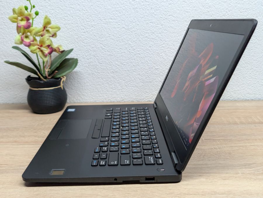 Ноутбук Б/В Dell Latitude E7470: 14 Full HD, Intel Core i7-6600U,8 GB DDR4, Intel HD Graphics, SSD 256Gb [ProductHub SKU Dell669]