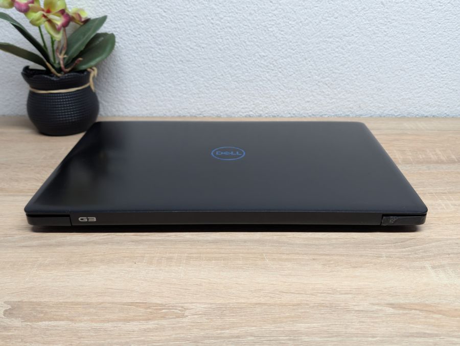 Ноутбук Б/В Dell G3 3579: 15 Full HD, Intel Core i5-8300H ,16 GB DDR4,GeForce GTX 1050 4 Gb SSD 256Gb