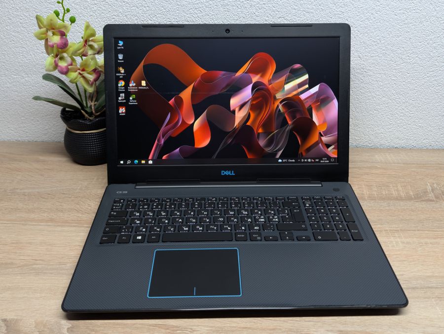 Ноутбук Б/В Dell G3 3579: 15 Full HD, Intel Core i5-8300H ,16 GB DDR4,GeForce GTX 1050 4 Gb SSD 256Gb