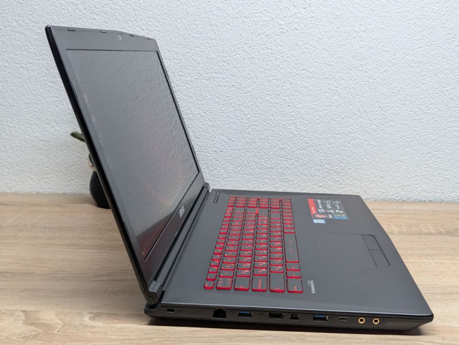 Ноутбук Б/В MSI MS-GL72m 7RDX:17 Full HD,Intel Core i5-7300HQ,16 DDR4,NVIDIA Ge GTX 1050M 2Gb,SSD256+320Gb HDD