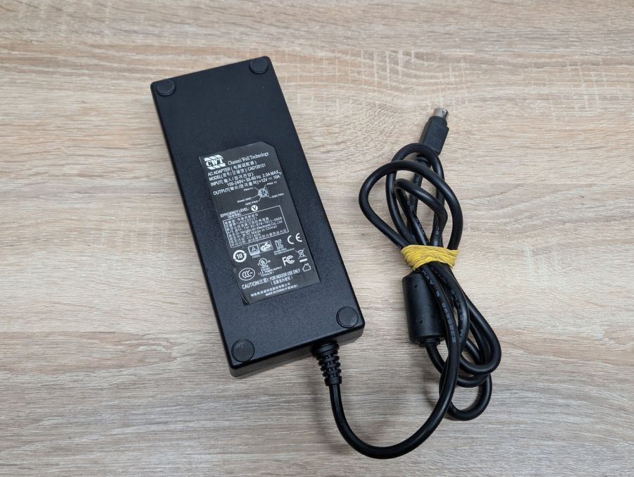 Б/В Блок живлення CWT CAD120121 120W 12V 10A 4-Pin DIN