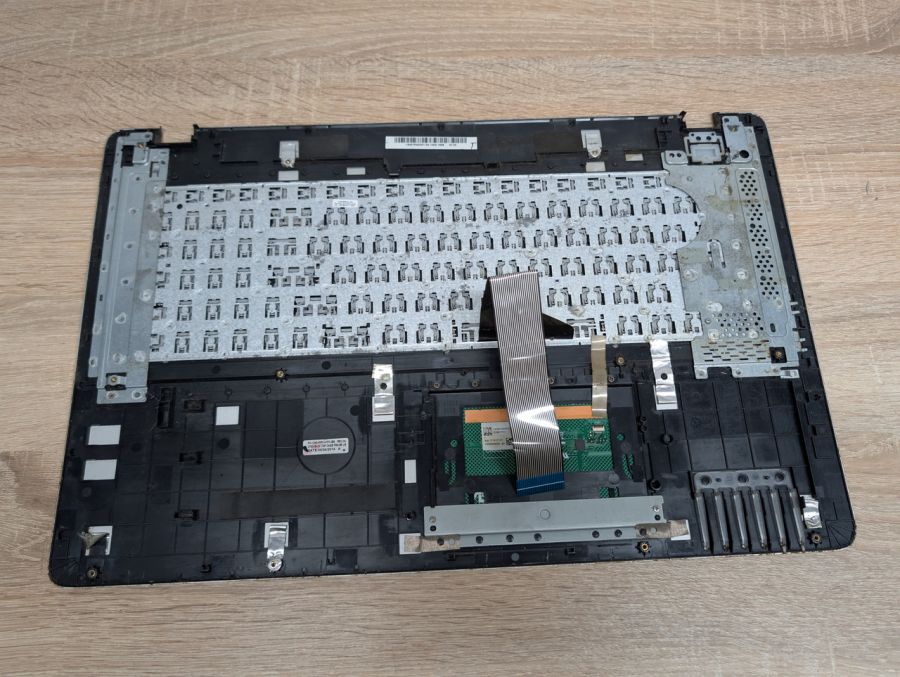 Б/В Палмрест з клавіатурою для ноутбука ASUS X750,K750,R751 [ProductHub SKU PIA0351]