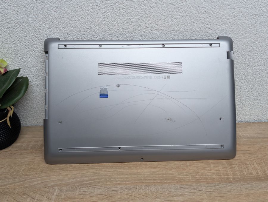 Б/В Піддон для ноутбука HP 250 G7,255 G7, L49982-001