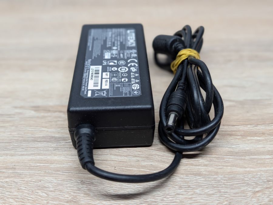 Б/В Бок живлення Liteon PA-1650-68 65W 19V 3.42A 5.5 х 2.5 мм [ProductHub SKU 1650\5.5 х 2.5]