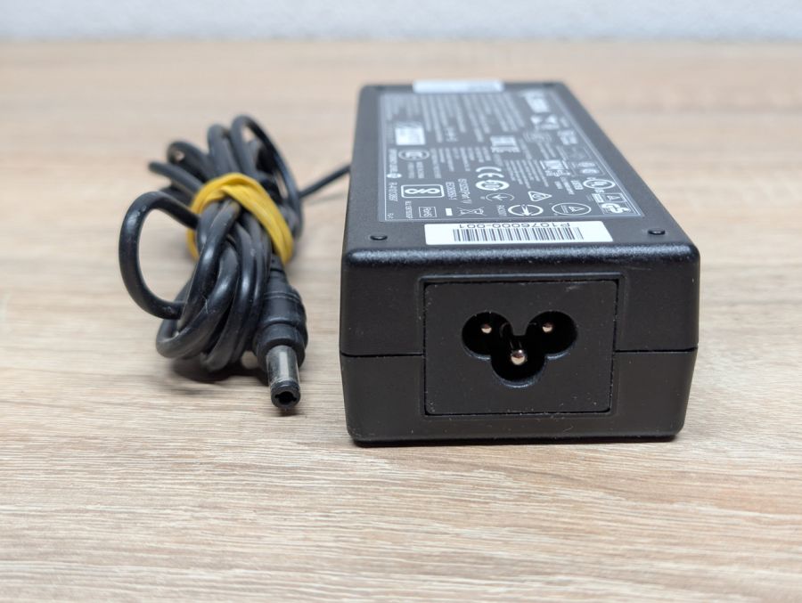 Б/В Блок живлення Zebra 60W 20V 3A 5.5 х 2.5 мм