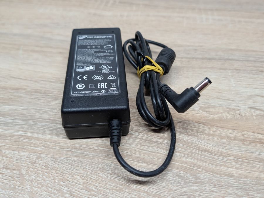 Б/В Блок живлення FSP Group 65W 19V 3.42A 5.5 х 2.5 мм [ProductHub SKU REBN2]