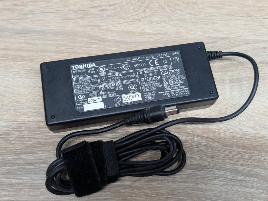Б/В Блок живлення Toshiba 75W 15V 5A 6.3 x 3.0мм [ProductHub SKU PA3283U]