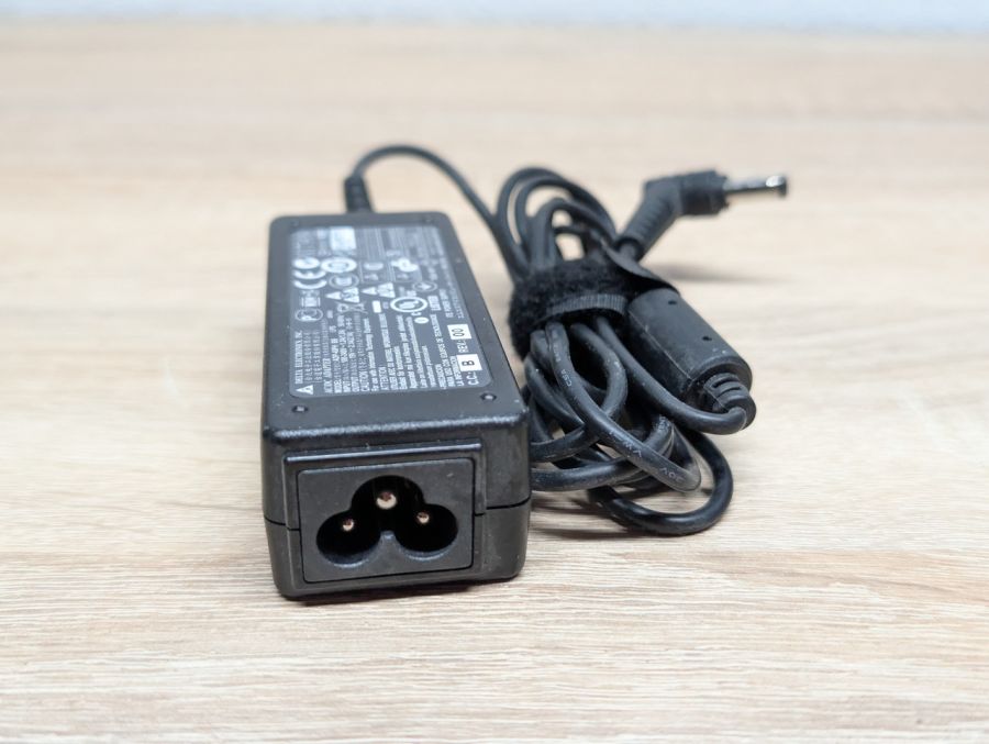 Б/В Блок живлення Delta Electronics 40W 19V 2.1A 5.5 x 2.5 мм [ProductHub SKU 40PH BB]